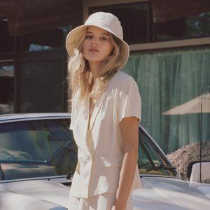 Lack of Color Wave Bucket Hat in Beige